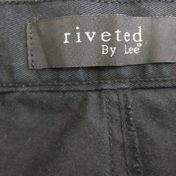 Riveted by Lee Black Capris 10 Cargo Pockets Waist 30 Twill - Picture 7 of 8